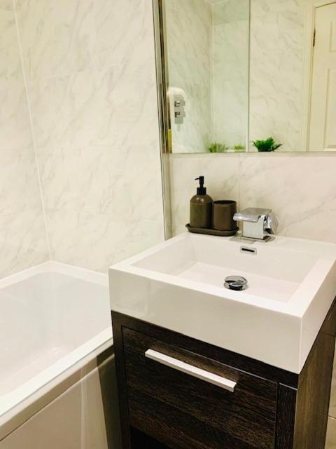 Cosy Roseburn Apartment, Edinburgh - 2 Bedrooms, Free Parking Экстерьер фото