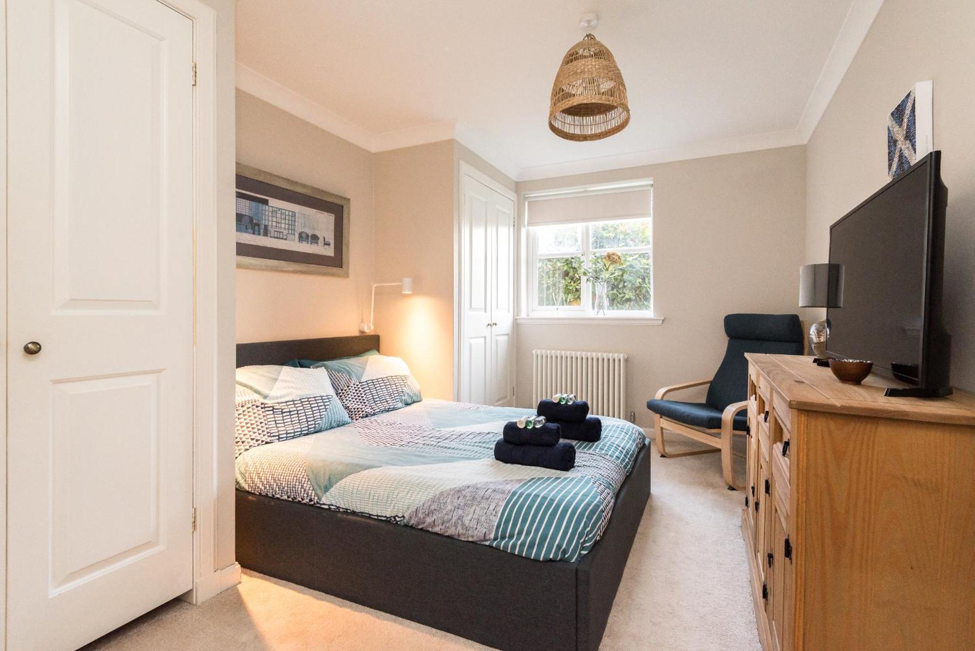 Cosy Roseburn Apartment, Edinburgh - 2 Bedrooms, Free Parking Экстерьер фото