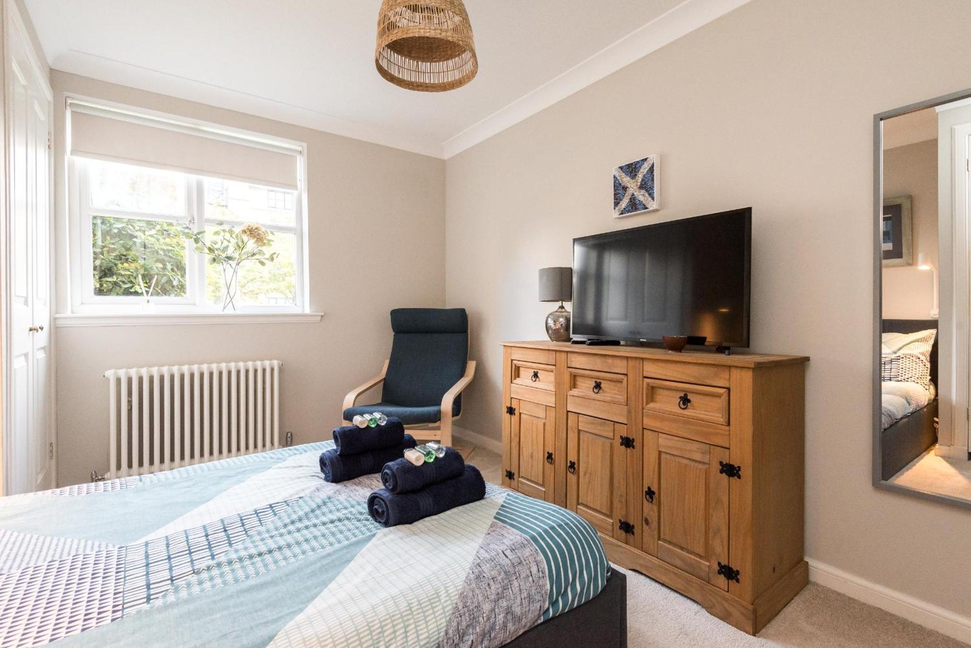 Cosy Roseburn Apartment, Edinburgh - 2 Bedrooms, Free Parking Экстерьер фото