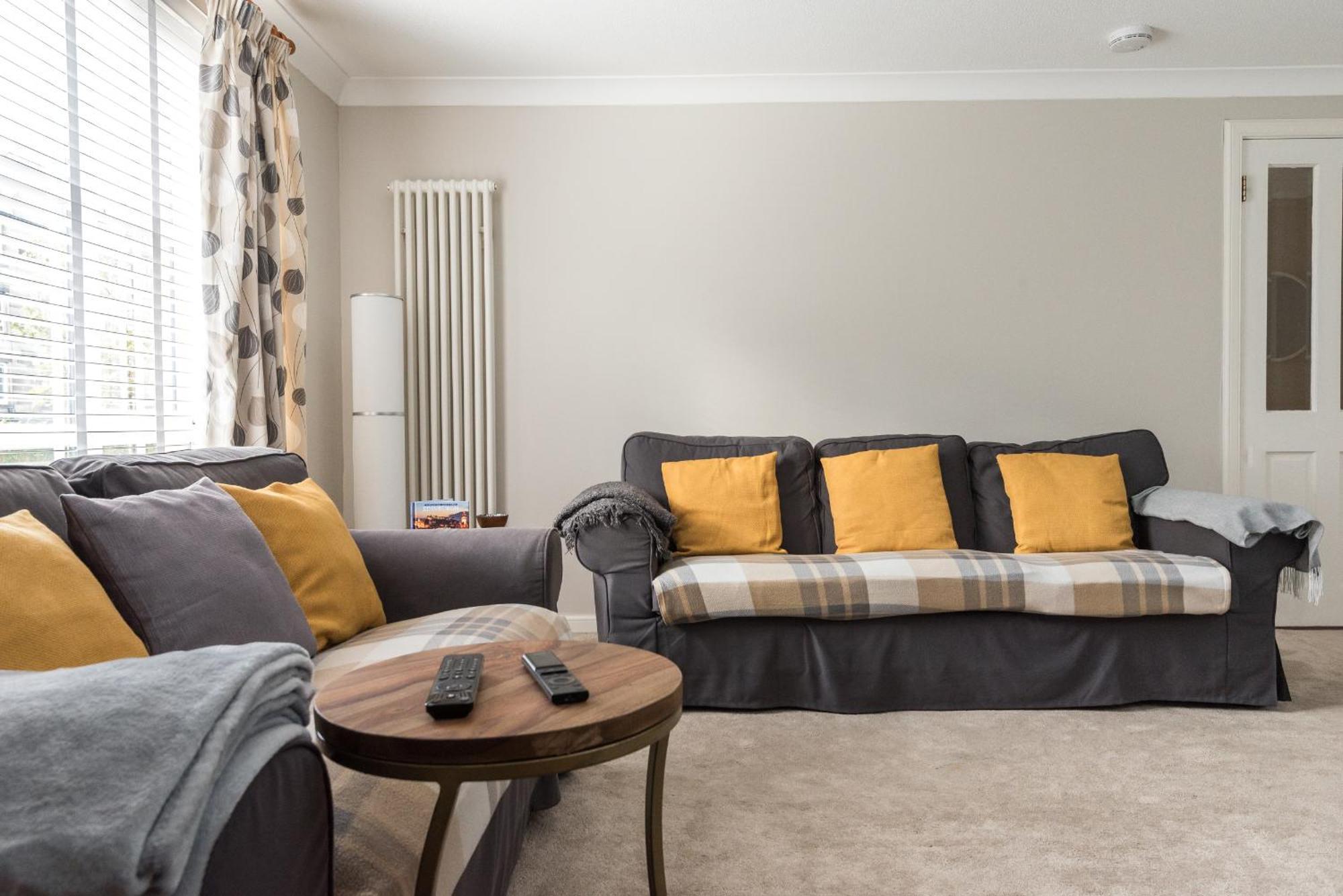 Cosy Roseburn Apartment, Edinburgh - 2 Bedrooms, Free Parking Экстерьер фото